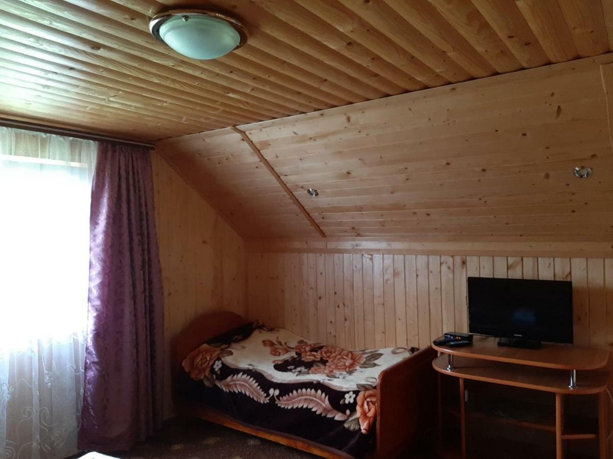 Котедж "Барвінок" Verkhovyna Exterior photo